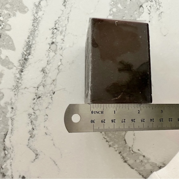 Donna Karan Black Cashmere Square Candle - Picture 12 of 14